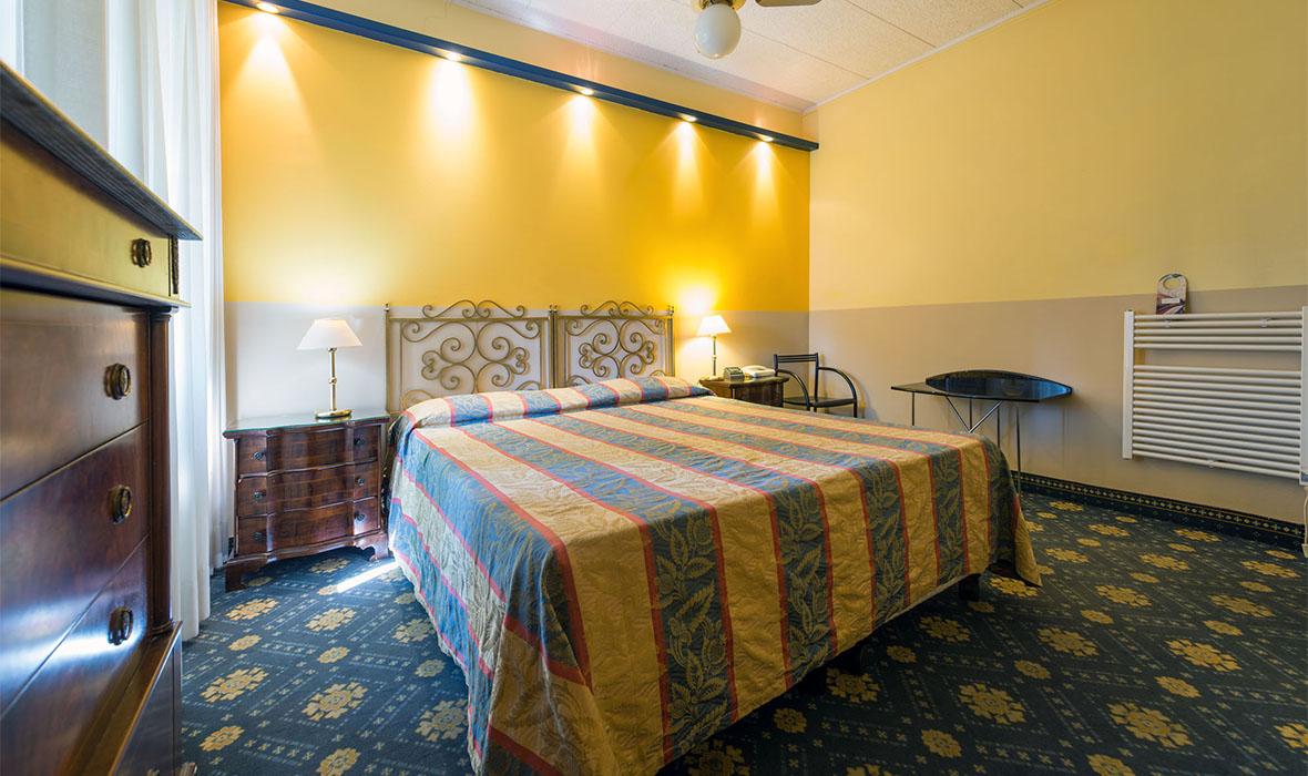 Hotel Corallo Монтекатини Терме Екстериор снимка