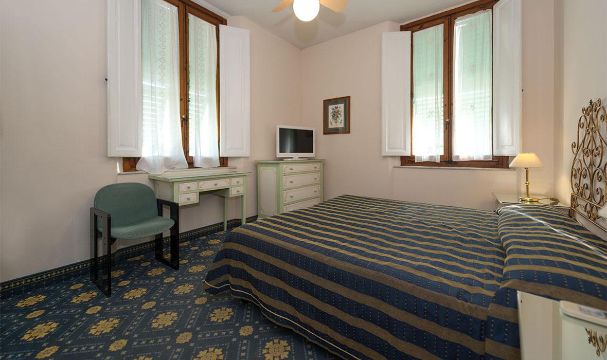 Hotel Corallo Монтекатини Терме Екстериор снимка