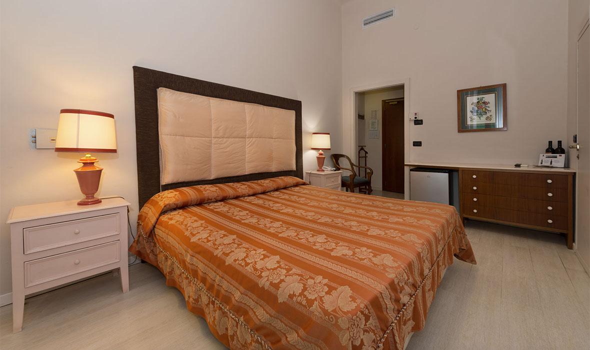 Hotel Corallo Монтекатини Терме Екстериор снимка