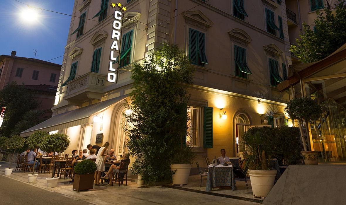 Hotel Corallo Монтекатини Терме Екстериор снимка