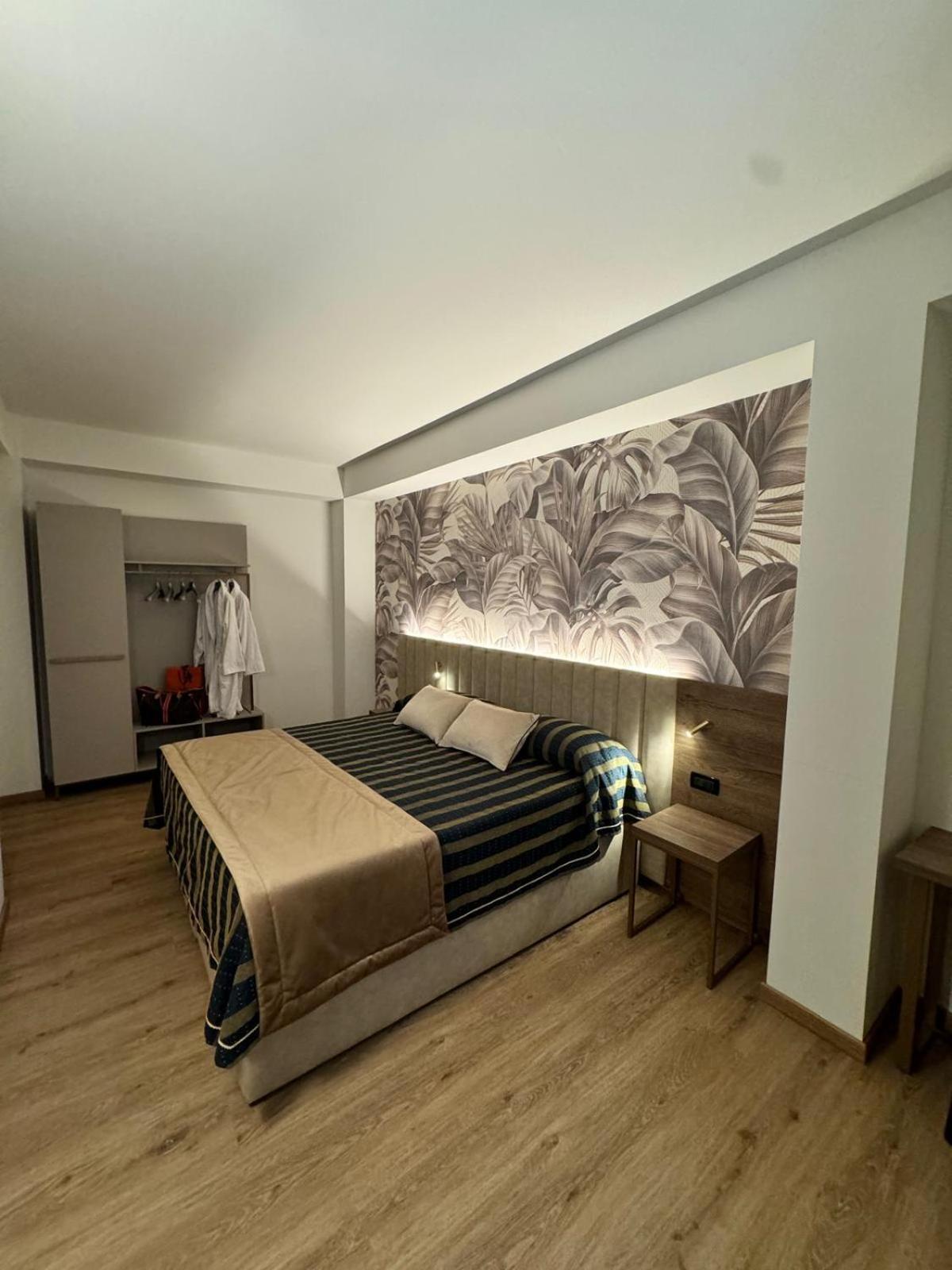 Hotel Corallo Монтекатини Терме Екстериор снимка
