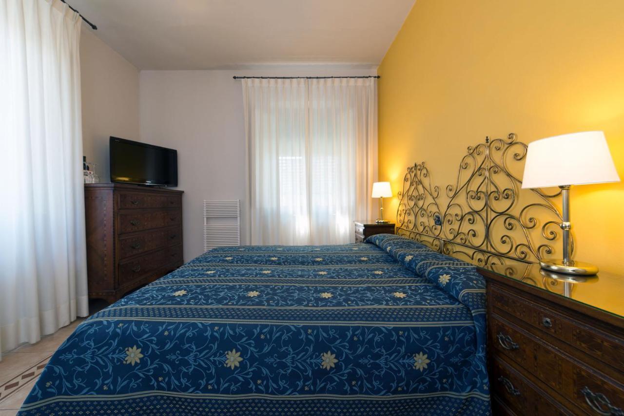 Hotel Corallo Монтекатини Терме Екстериор снимка