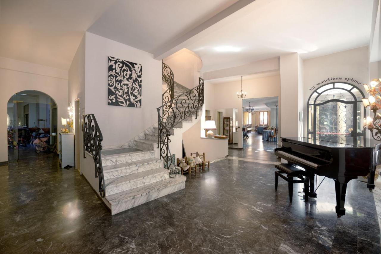Hotel Corallo Монтекатини Терме Екстериор снимка