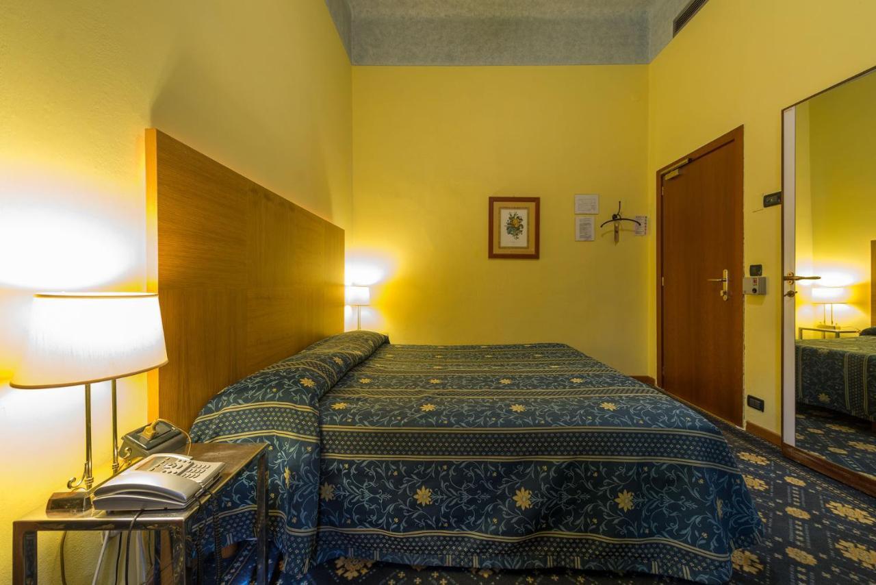 Hotel Corallo Монтекатини Терме Екстериор снимка